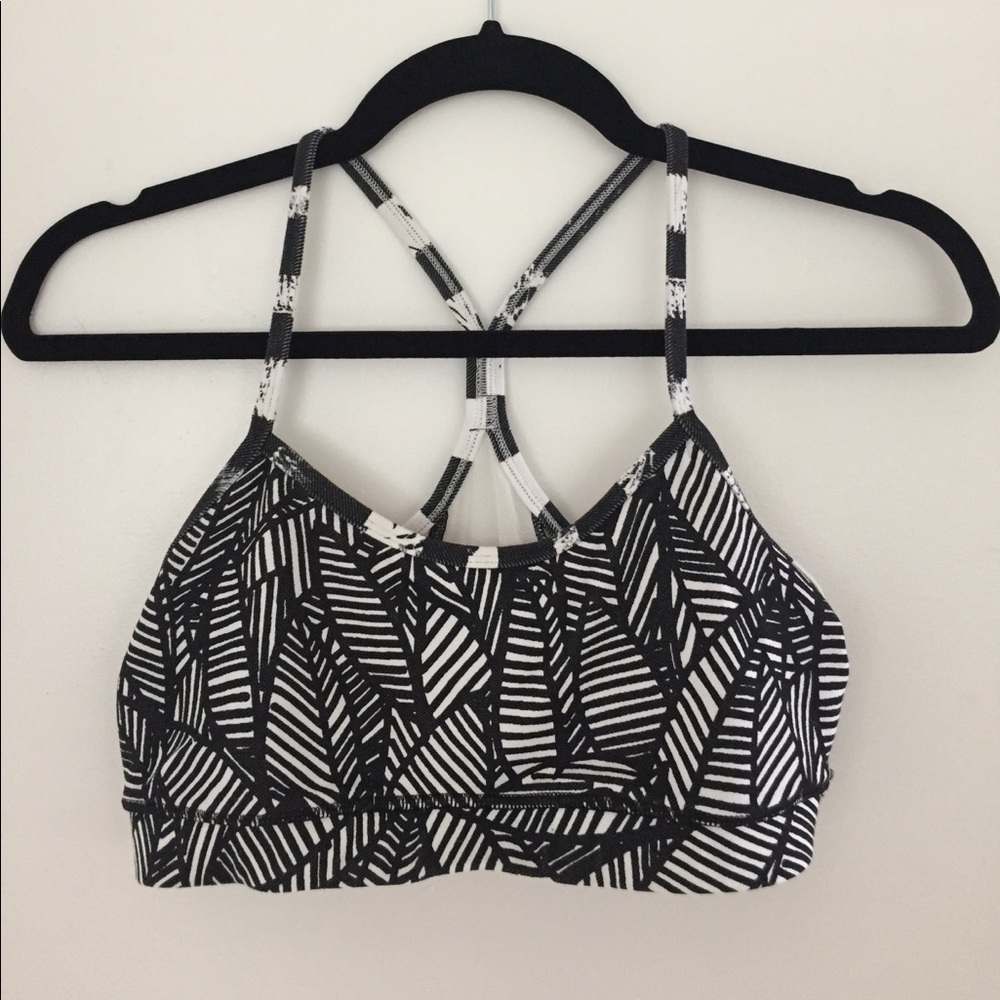 Lululemon flow y Bra palm tree print