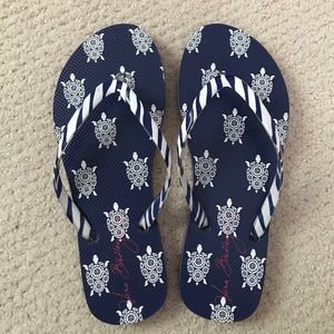 NWOT Very Bradley Flip Flops