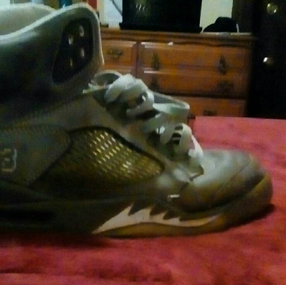 Jordan retro 5s - Picture 1 of 4
