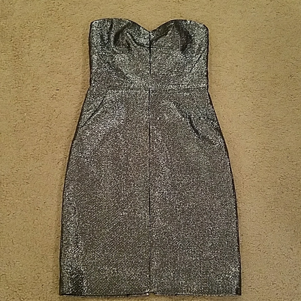 Trina Turk Sz 4 Strapless Dress