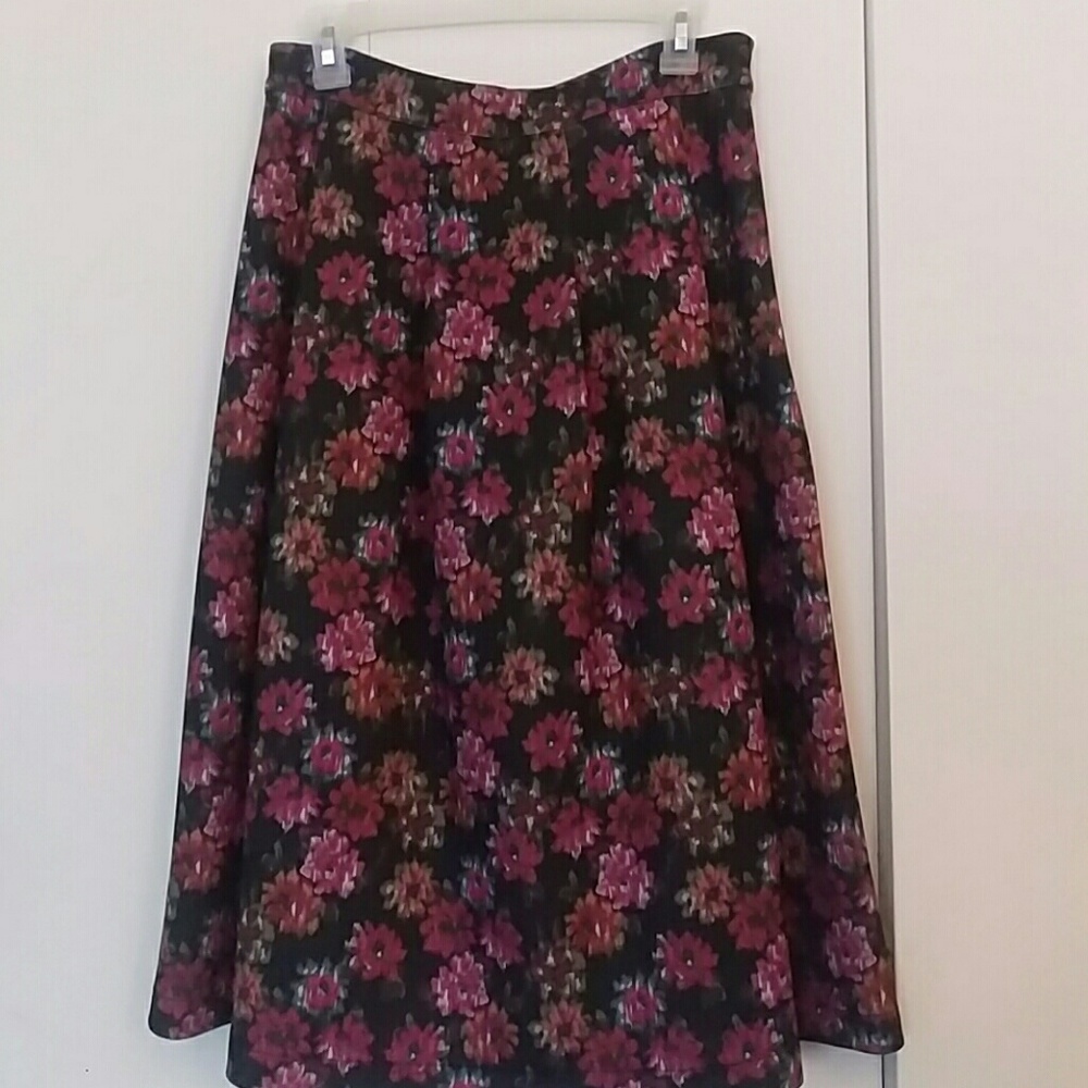 SOLD! Skirt