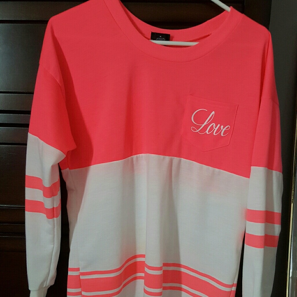 NWOT Rue 21 hot pink crew Jersey