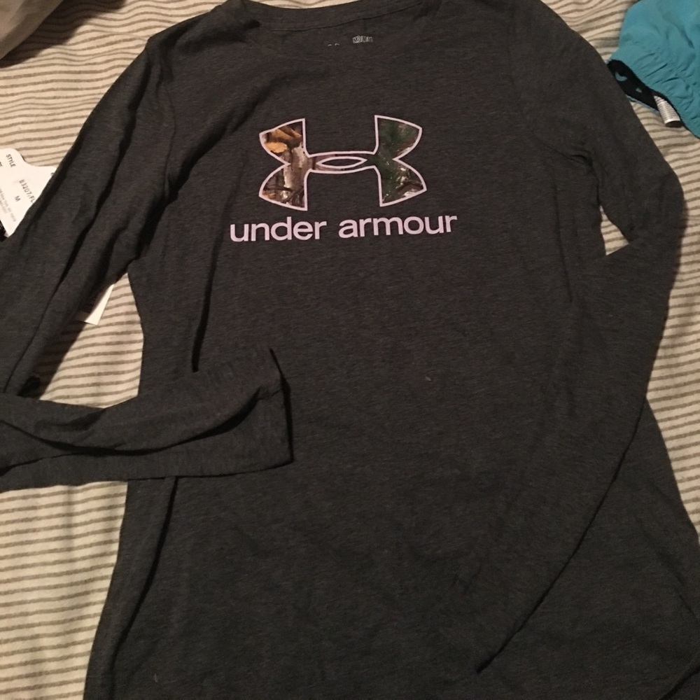 Under armour camo long sleeve