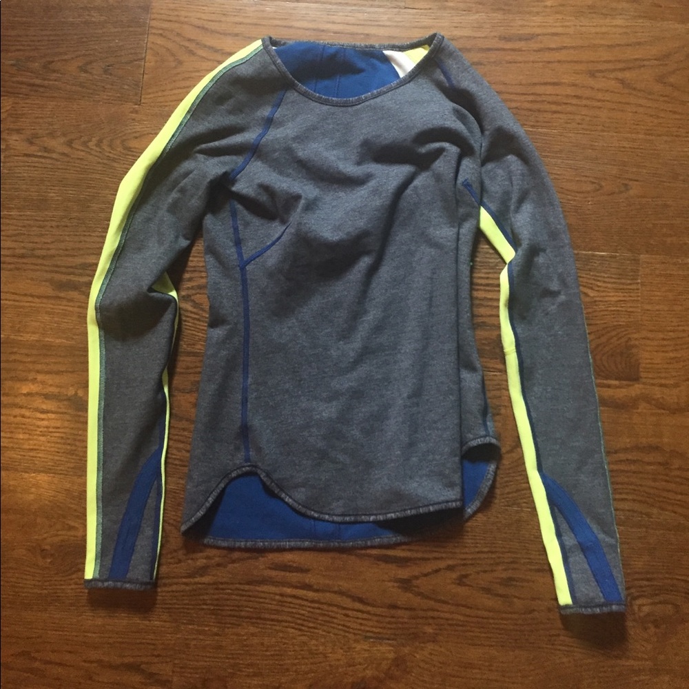 Reversible Thermal Lulu Lemon Long Sleeve