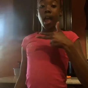 Meet your Posher, Ciara