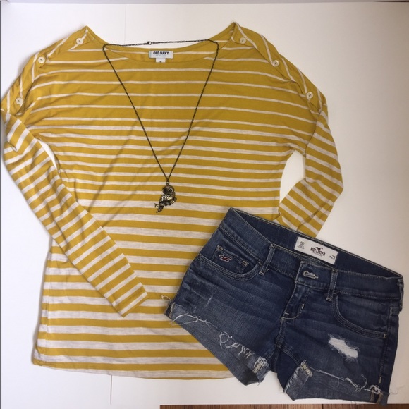 Old Navy Tops - ⭐️SALE⭐️Yellow and white long sleeve