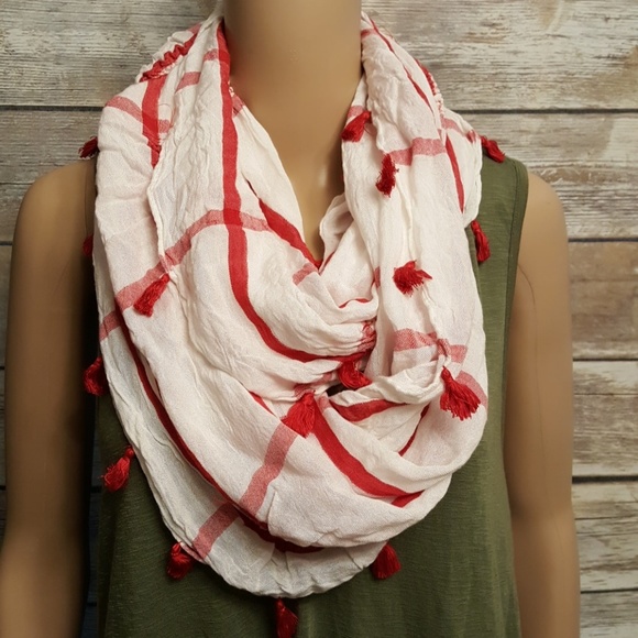 Vince Camuto Accessories - Vince Camuto Scarf