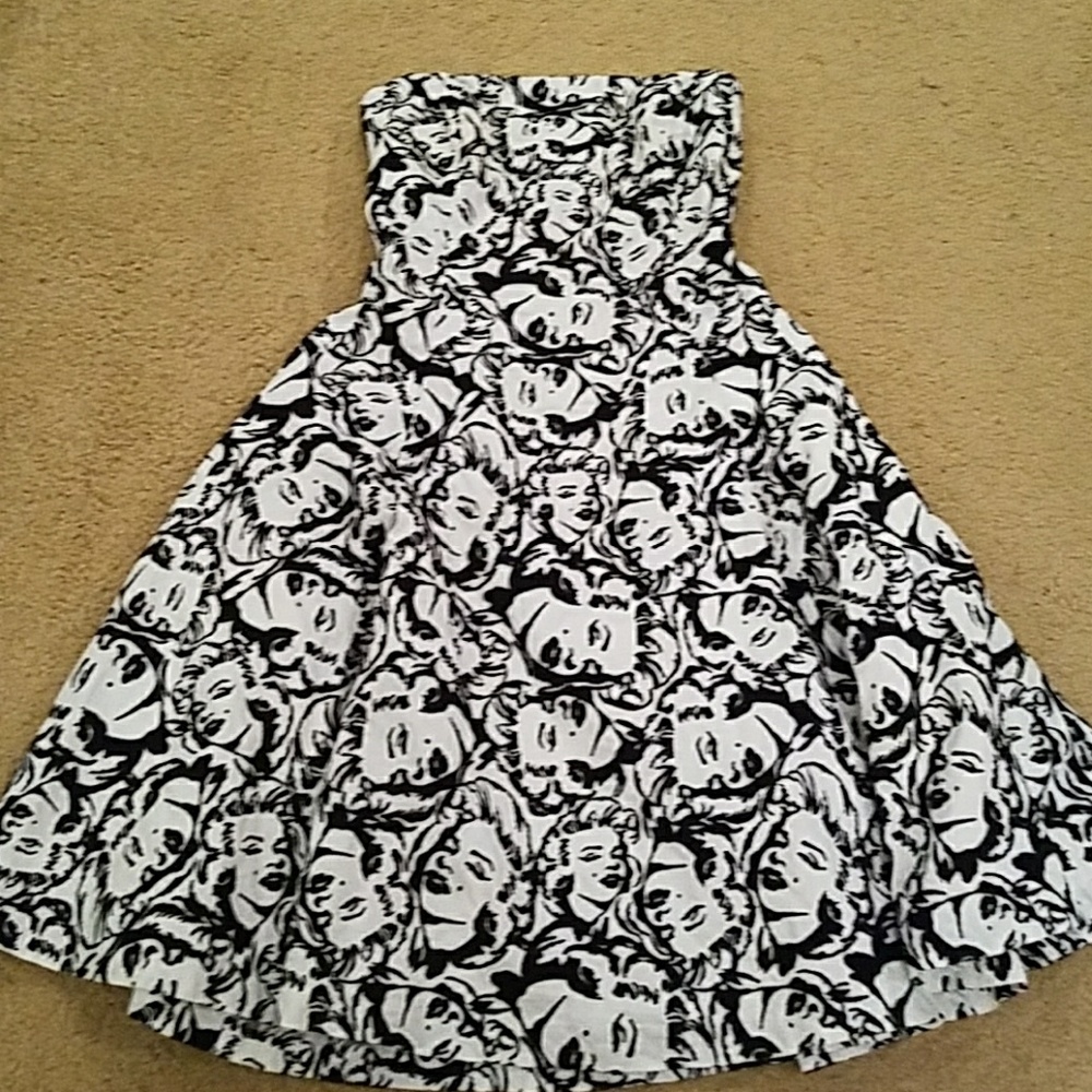 Betsey Johnson Strapless Marilyn Monroe Dress Sz 6