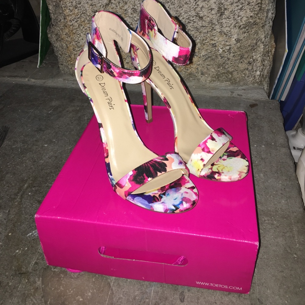 Floral heels