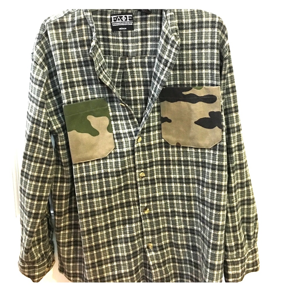 Plaid button down with camo pockets. M
