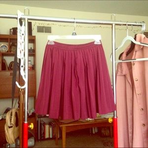 H&M Maroon Pleated Skirt