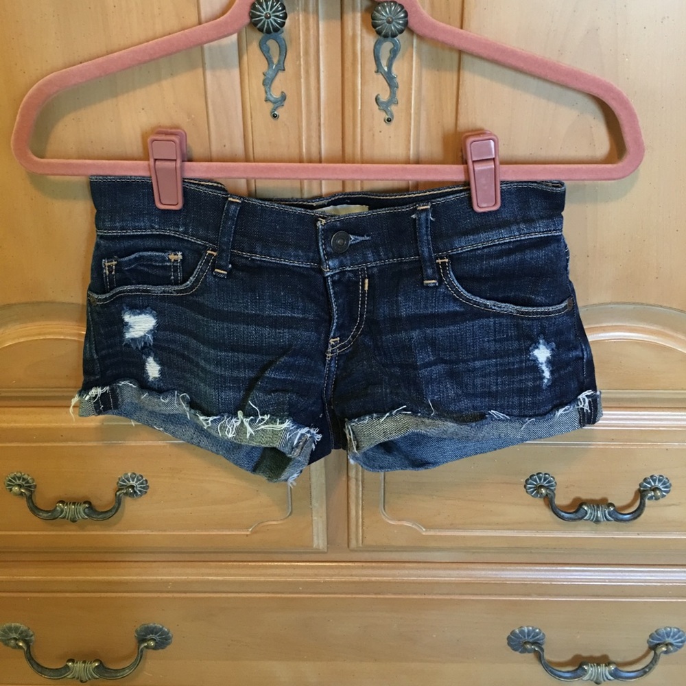 Abercrombie & Fitch short shorts