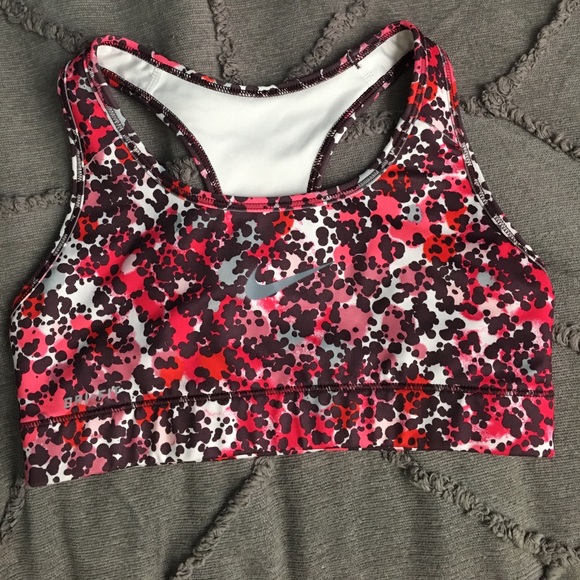 Nike sports bra - Picture 1 of 2