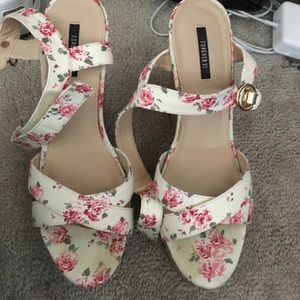 Floral wedges( NEVER WORN)