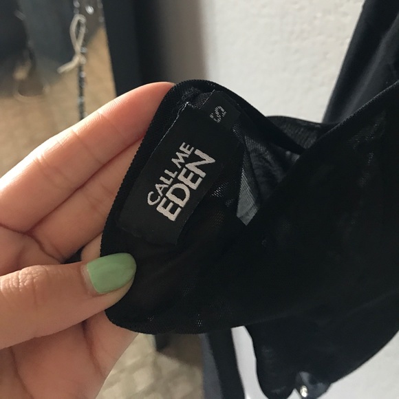 LF MESH W/ embroidered roses bodysuit - Picture 2 of 2