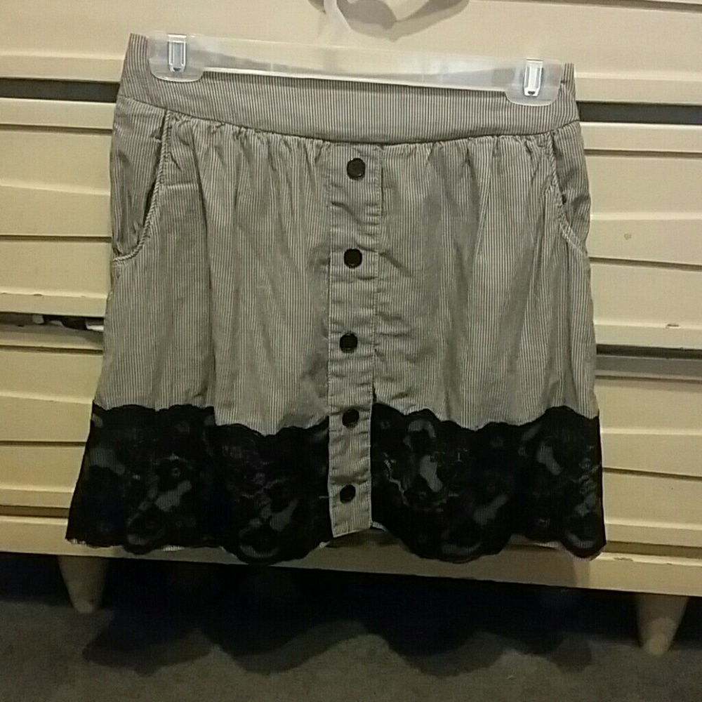 Black and Grey lace high waited skater skirt