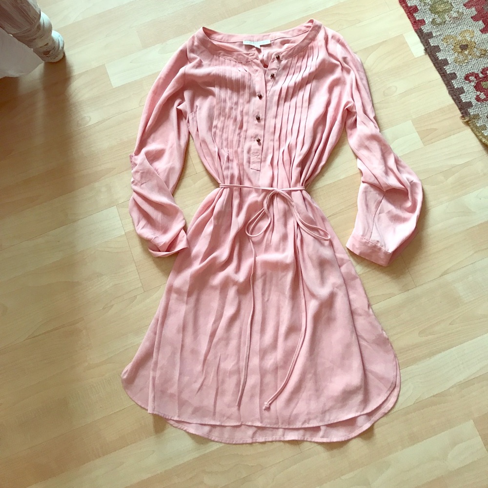 Daniel Rainn light pink dress!