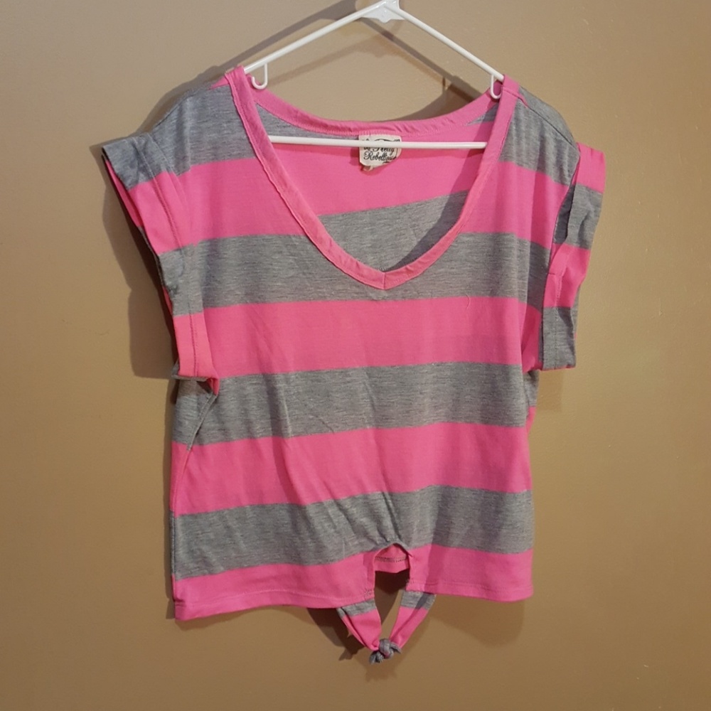 🌹Pink and Gray Crop Top🌼
