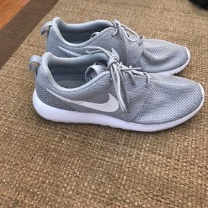 Nike Roshes