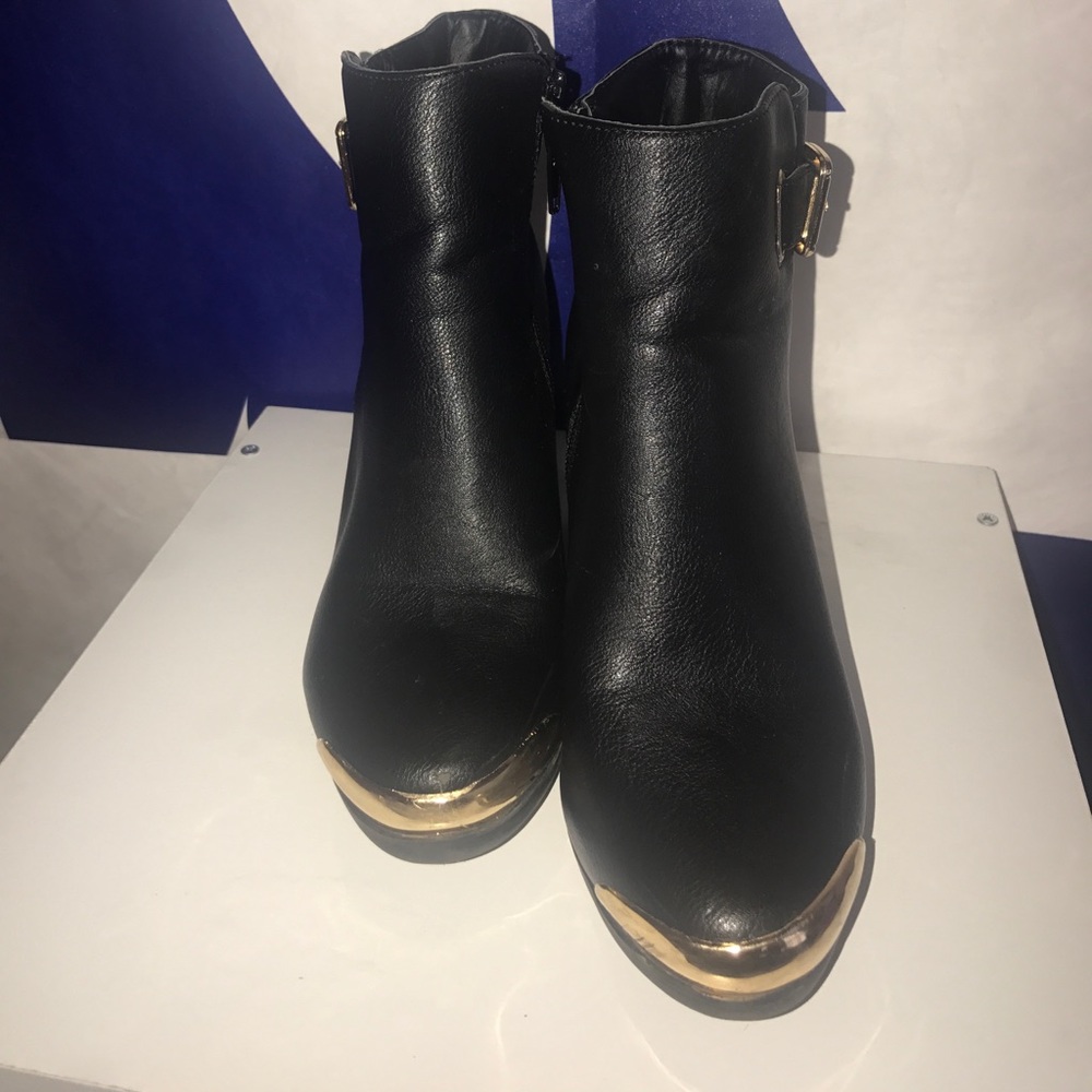 Booties - Picture 2 of 4