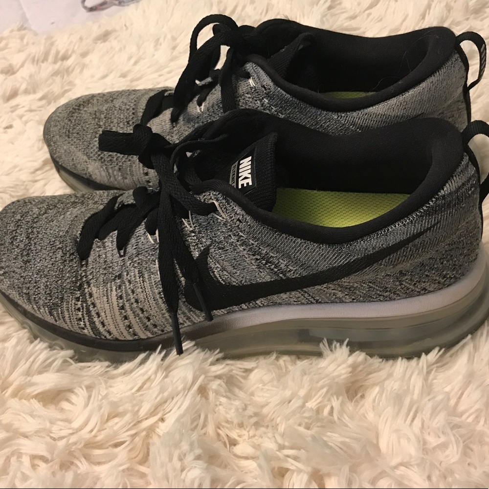 Nike air max flyknits MENS size 9. Woman's 10