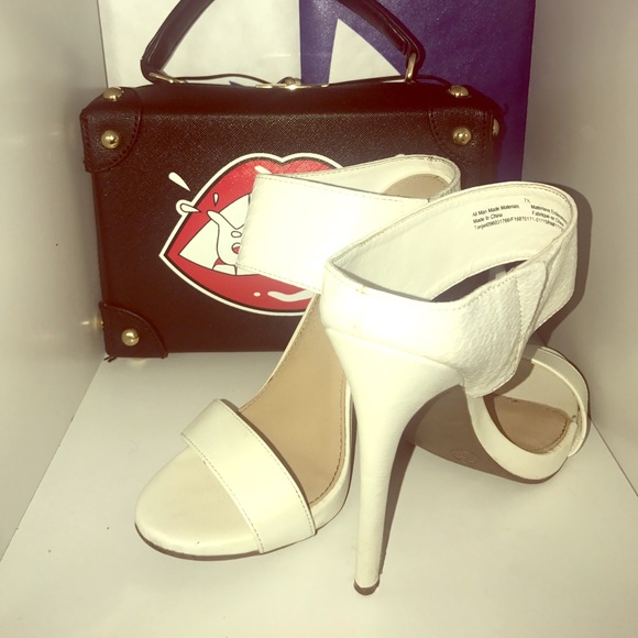 White backless heels - Picture 2 of 2