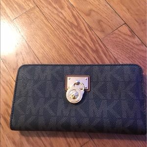 Michael Kors wallet