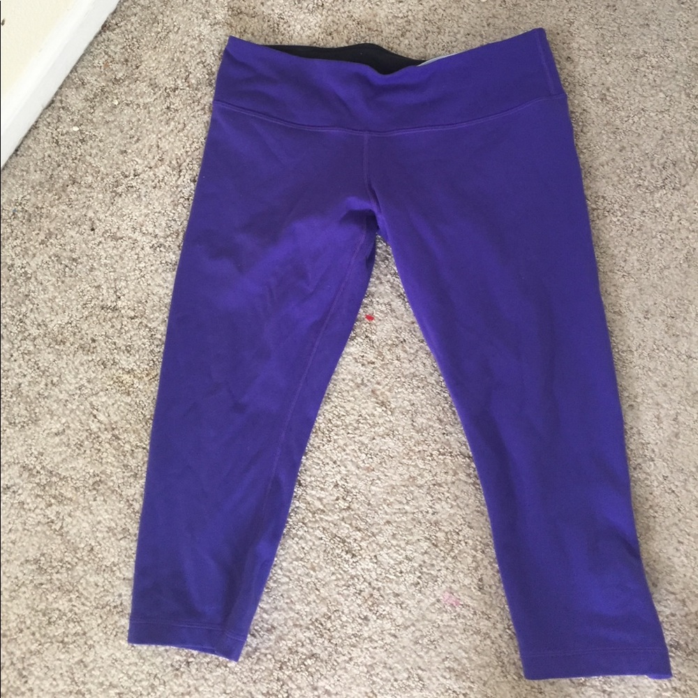 LuLuLemon Purple Cropped Legging