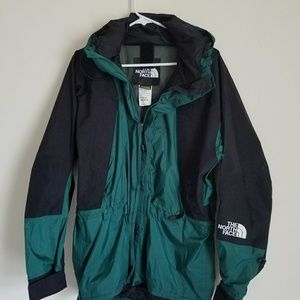 Vintage The North Face Gore Tex Windbreaker Hoodie