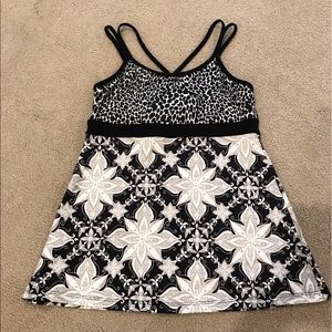 Size medium Prana yoga top NWOT