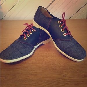 Vintage Brunswick Ladies Bowling Shoes