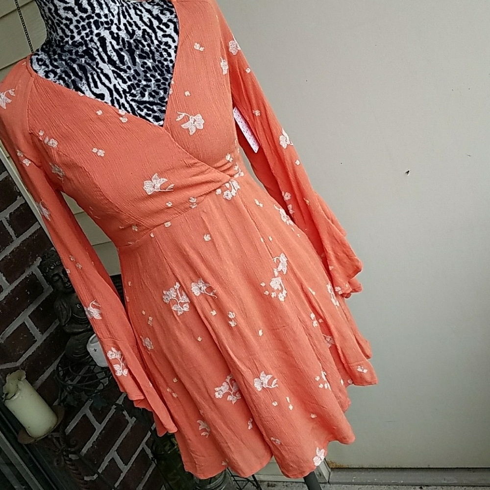 Gauze bell sleeve mini dress