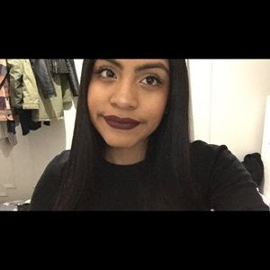 Meet your Posher, Leslie