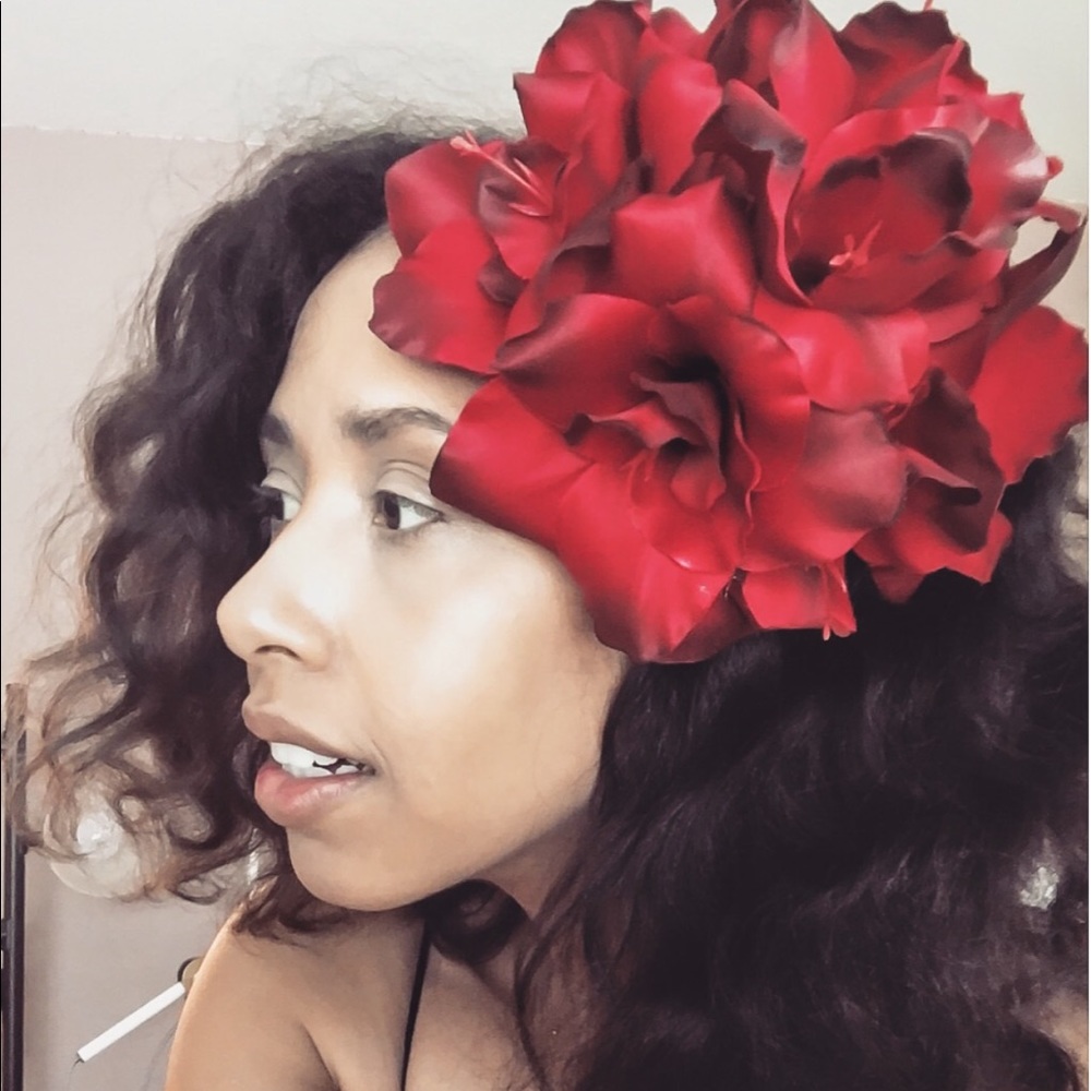 Meet your Posher, Dejuana