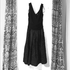 MIDI-black dress by JESSICA HOWARD, size 6
