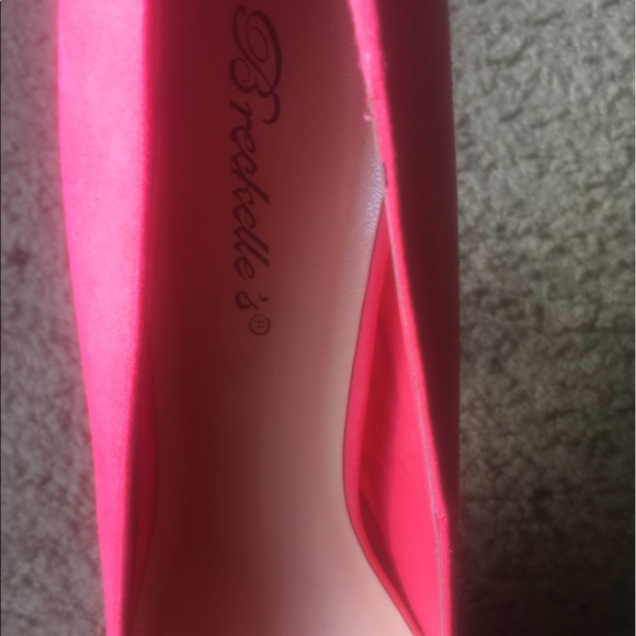 🔥Brand New Pink Heels 🔥 - Picture 4 of 4