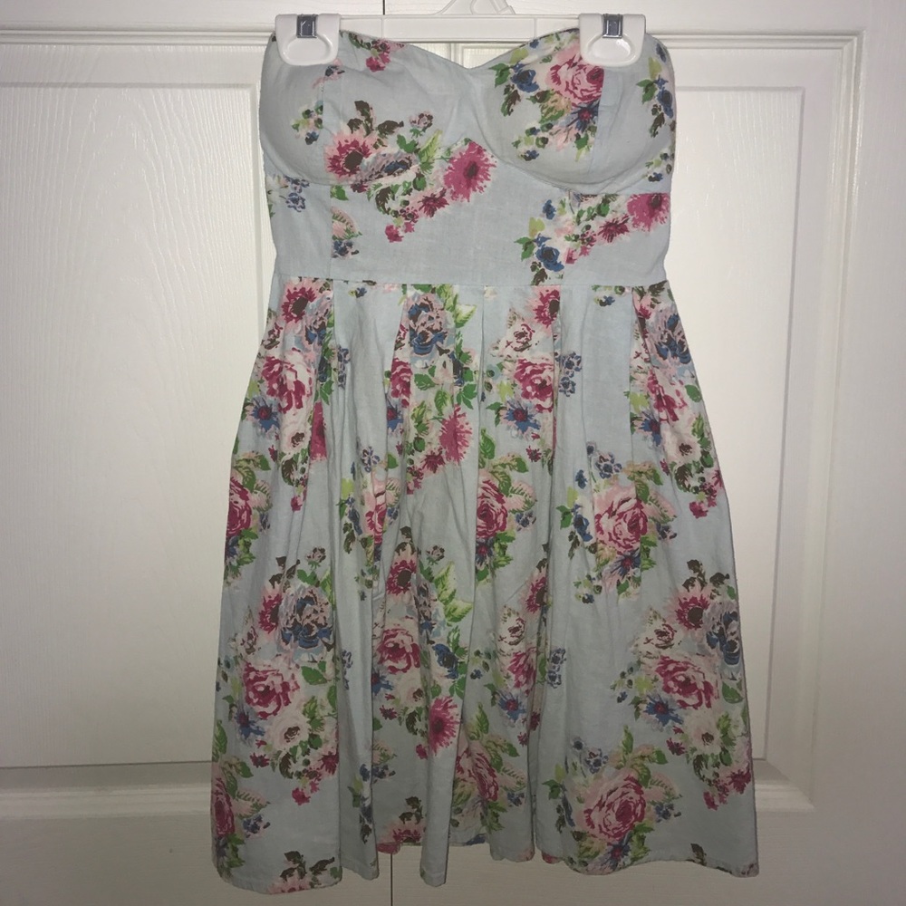 Strapless flower printed mini dress