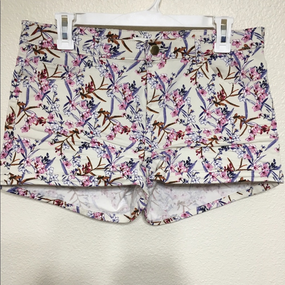 H&M floral print shorts