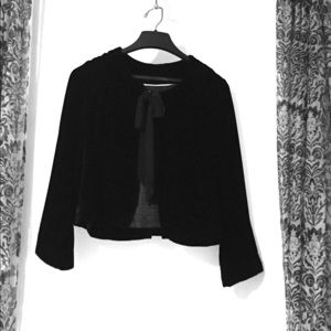 Velvet jacket with bow tie