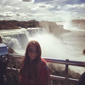 Meet your Posher, Bethany