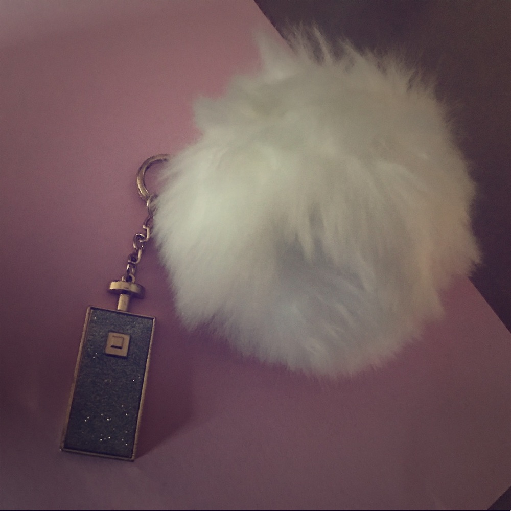 White fluffy puff Pom Pom from primark store NEW!!