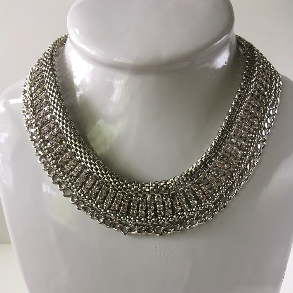 Necklace silver with rhinestones