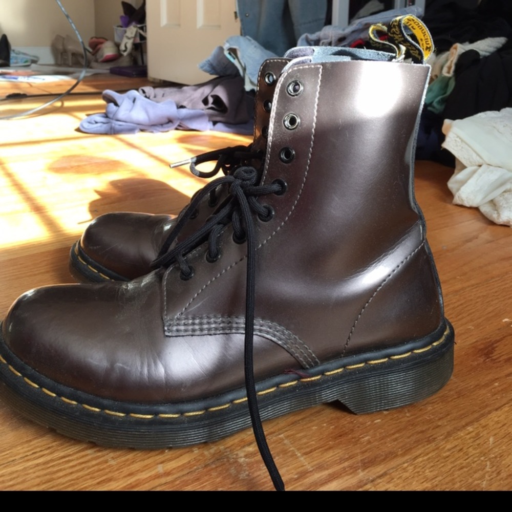 Dr Martens Pascal Chrome