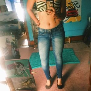 🌟Hollister Skinny Jeans🌟