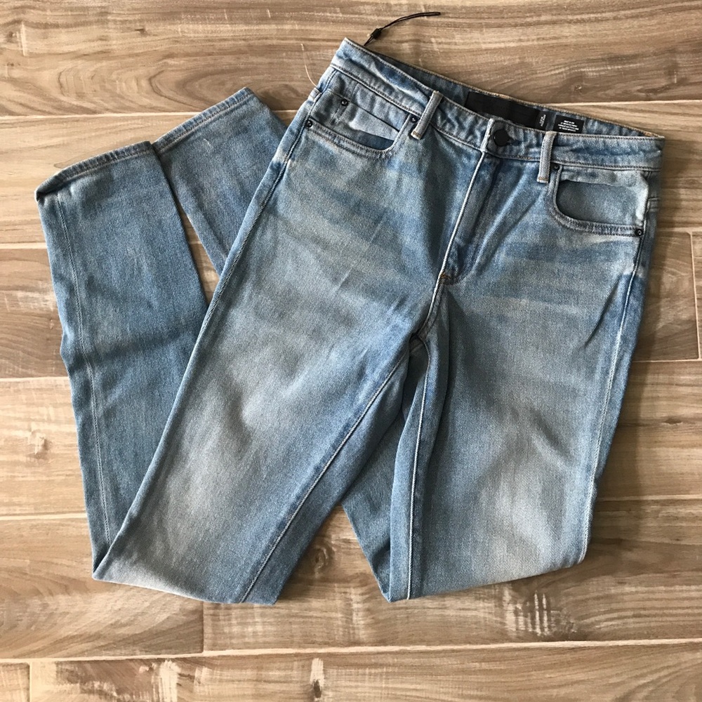 Alexander Wang | Light Wash Jeans 001
