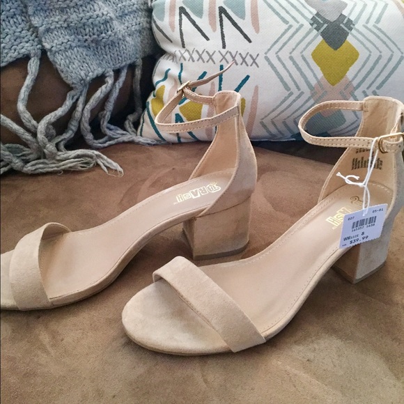 Nude Chunky Heel Sandal - Picture 2 of 6