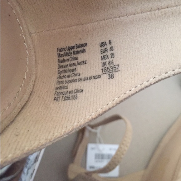 Nude Chunky Heel Sandal - Picture 6 of 6