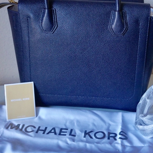 NWT!! Michael Kors Satchel Studio Sold!! - Picture 4 of 4