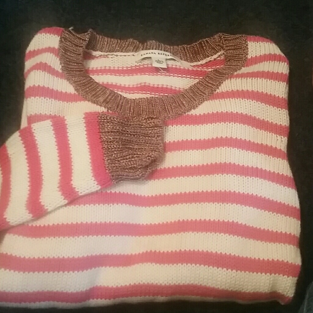 Banana Republic Sweater size large
