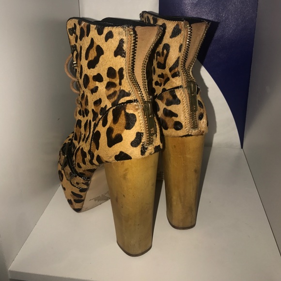 Bootie heels - Picture 2 of 3